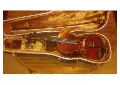 4/4 size Violin